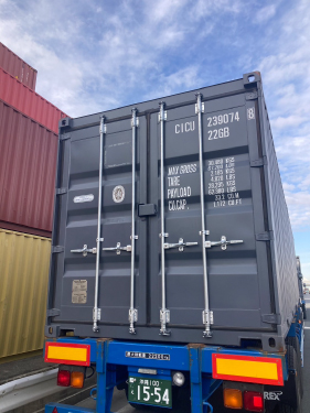 中古コンテナトラック配送
