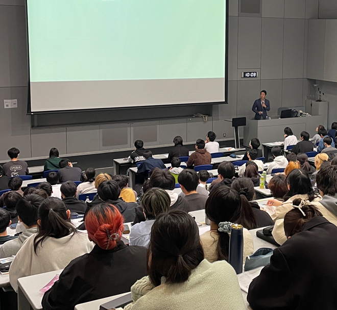 テーマは「食とエネルギーの地産地消」。キャリアデザイン講演を開催しています。